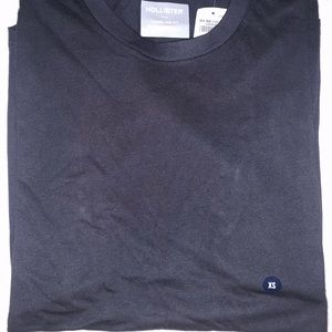 Hollister xs tee (black)